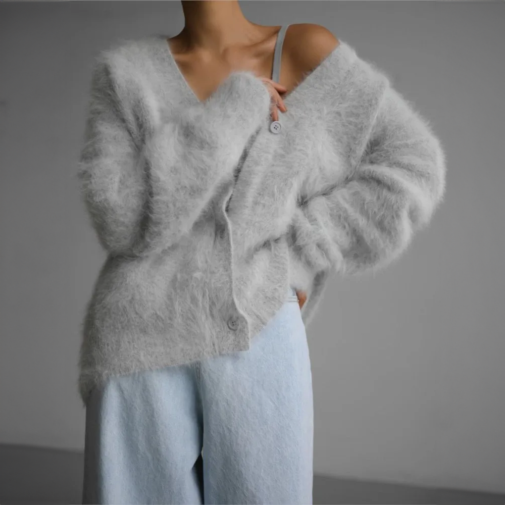 Dhalia - Elegant Knitted Cardigan
